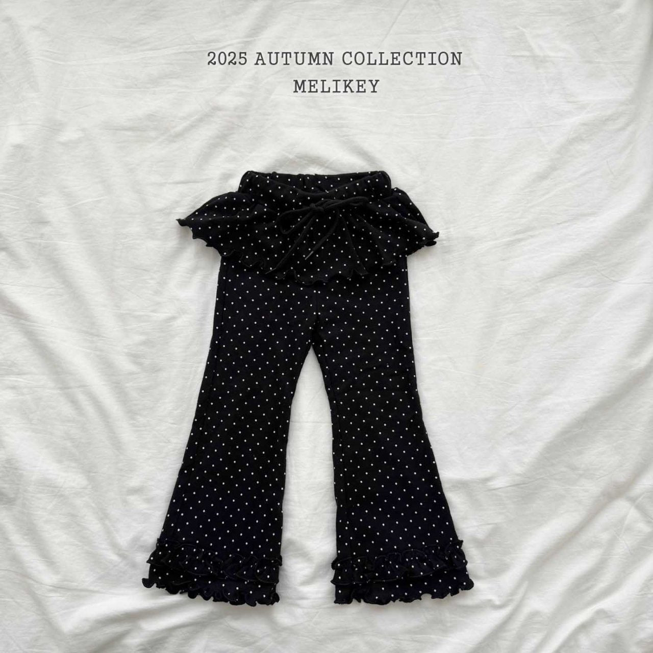 Double frill bootcut pants