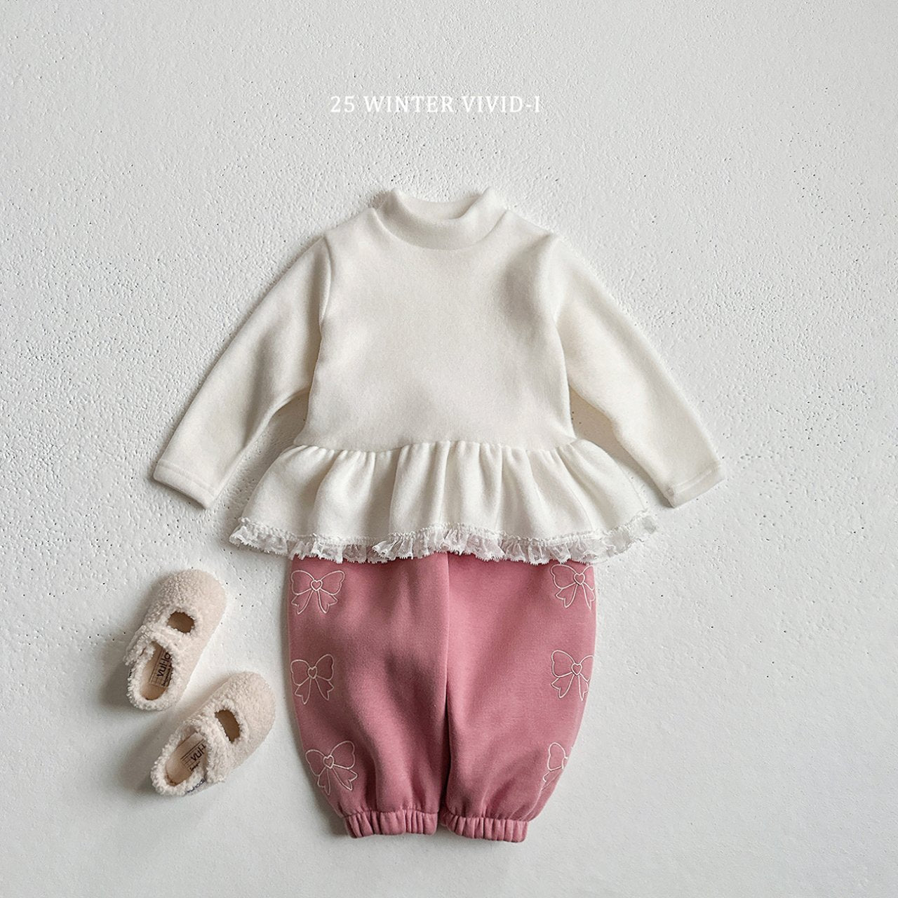 Ribbon embroidered pants