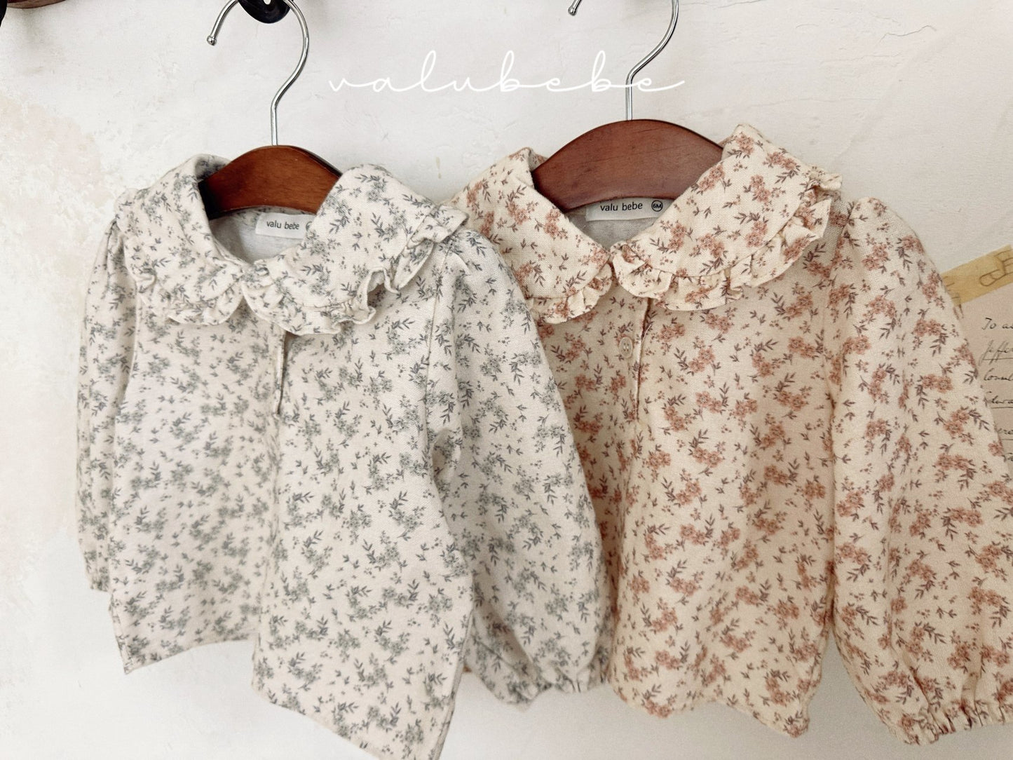 Lumi collar blouse