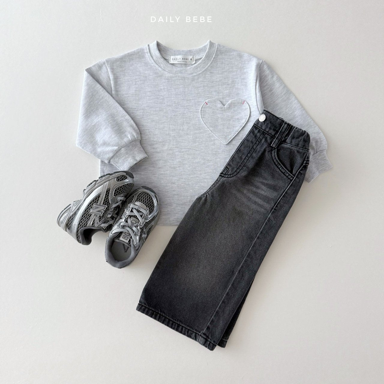 Heart pocket top