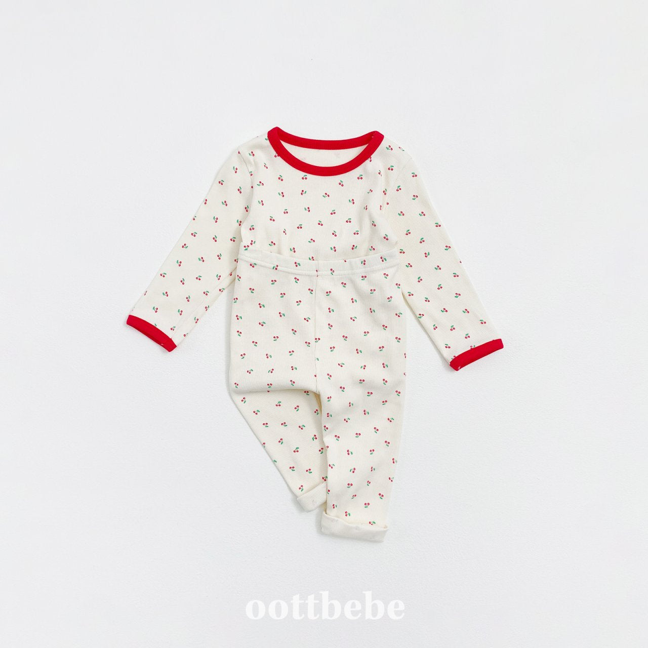 Flower berry pajamas