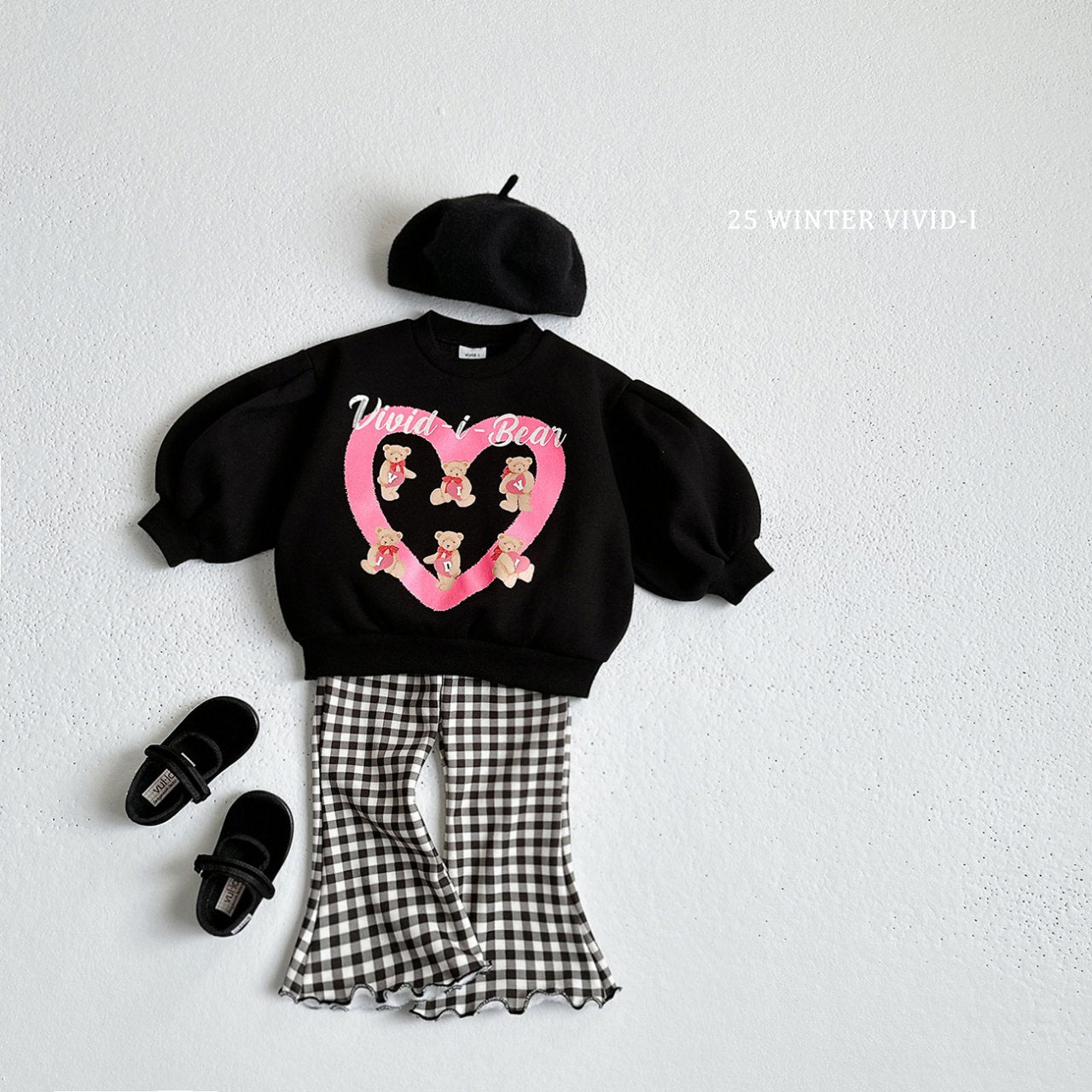 Pattern pants