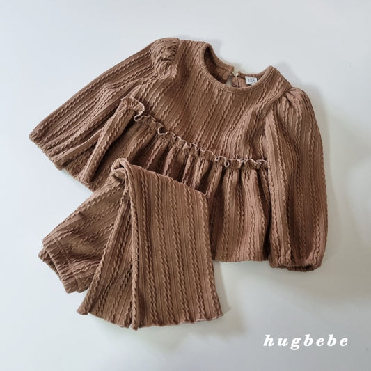 Cable knit shirred top and bottom set