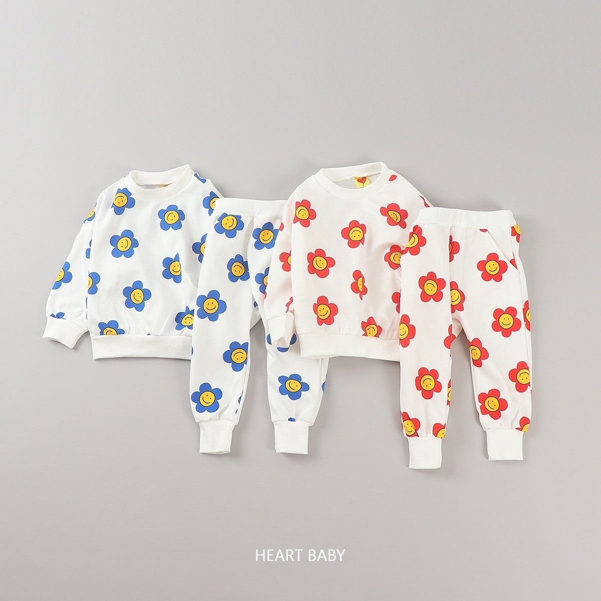 Smiling daisy top bottom set