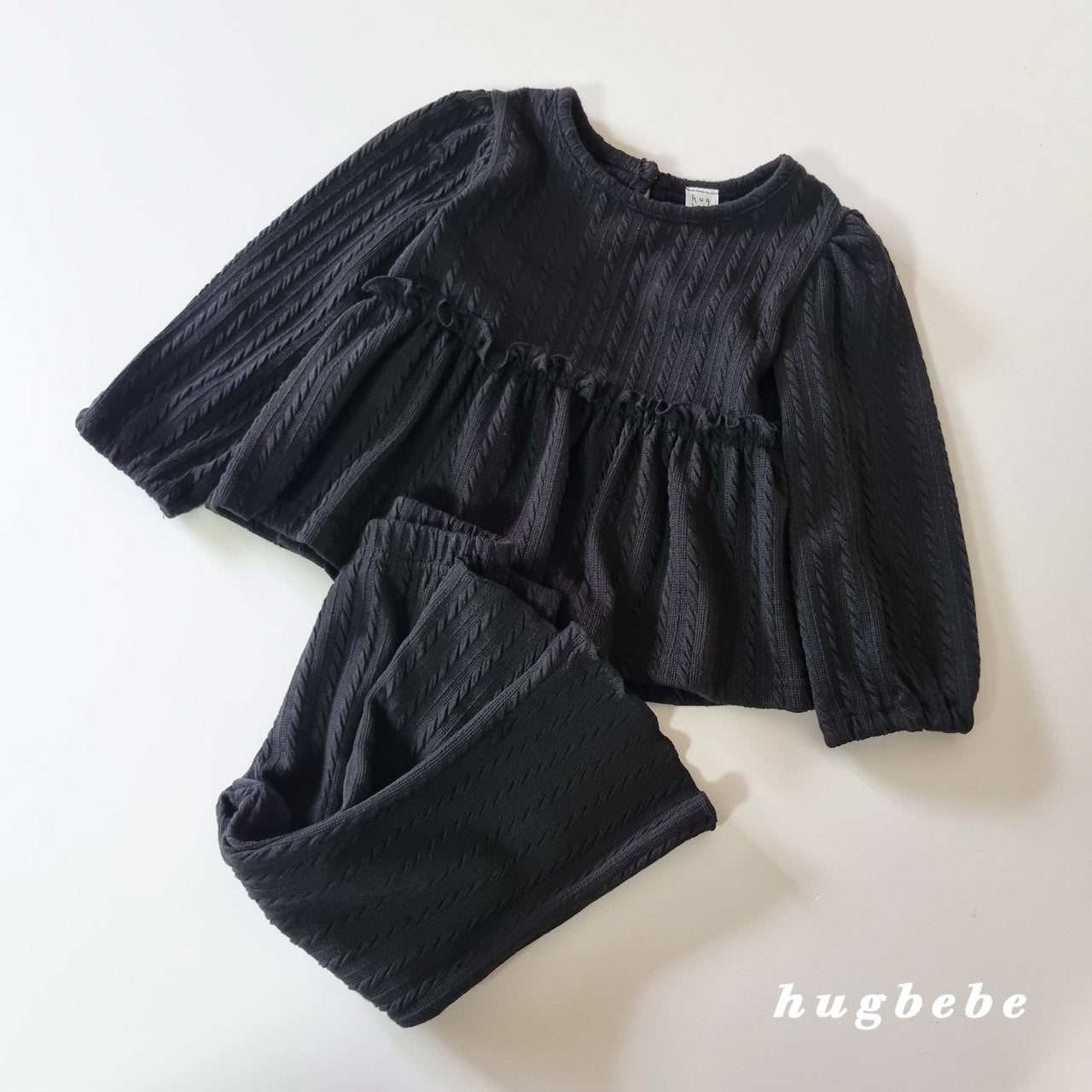 Cable knit shirred top and bottom set