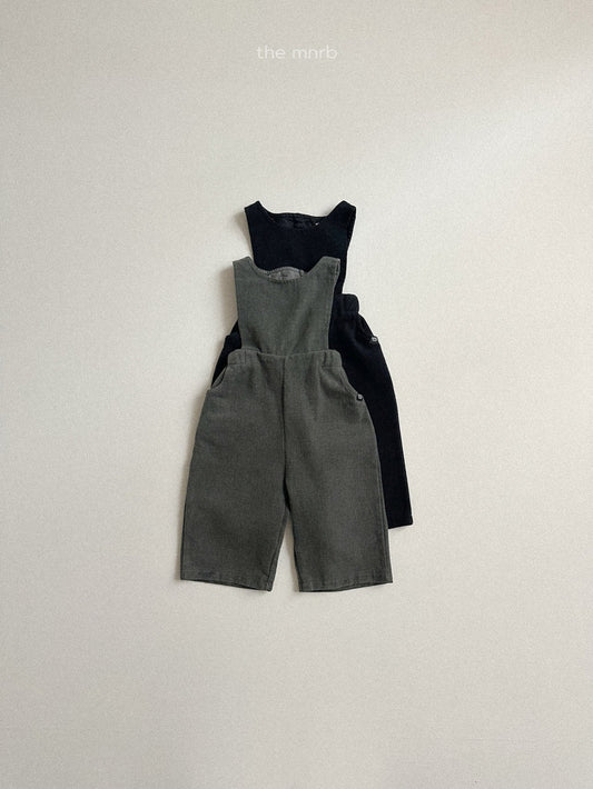 Peach overalls