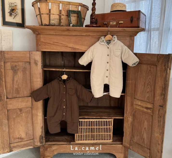 Brownie reversible suit