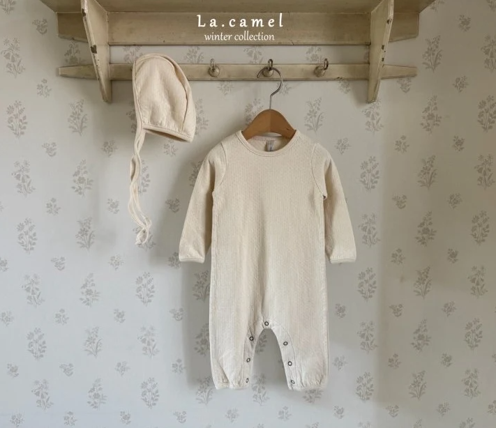 Cottage double layer eyelet suit