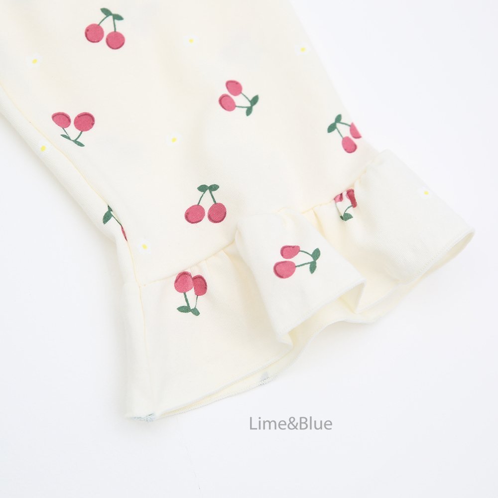 Lovely cherry loungewear