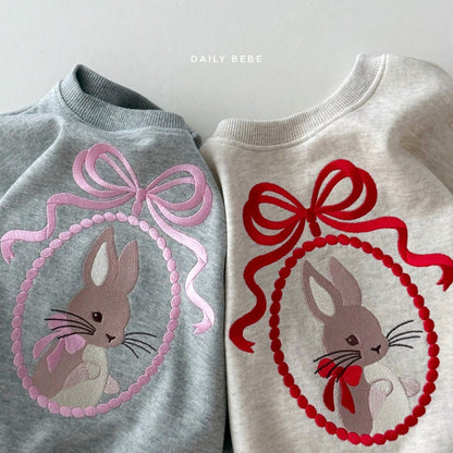 Rabbit embroidered sweatshirt