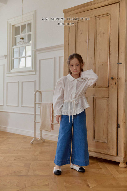 Daol frill blouse
