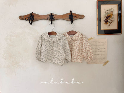 Lumi collar blouse