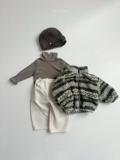 Rade button hat