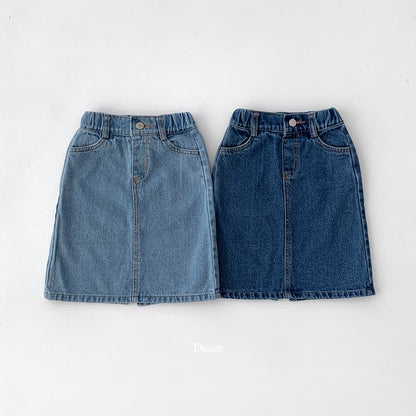 Half open skirt