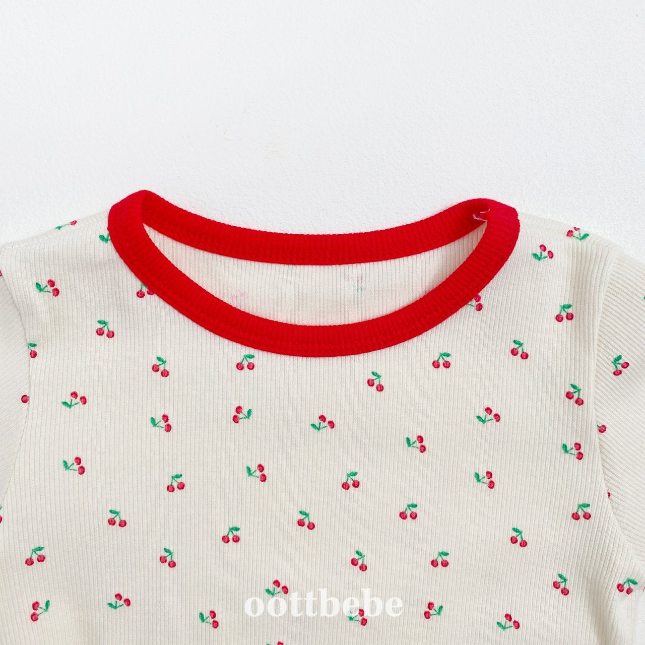 Flower berry pajamas