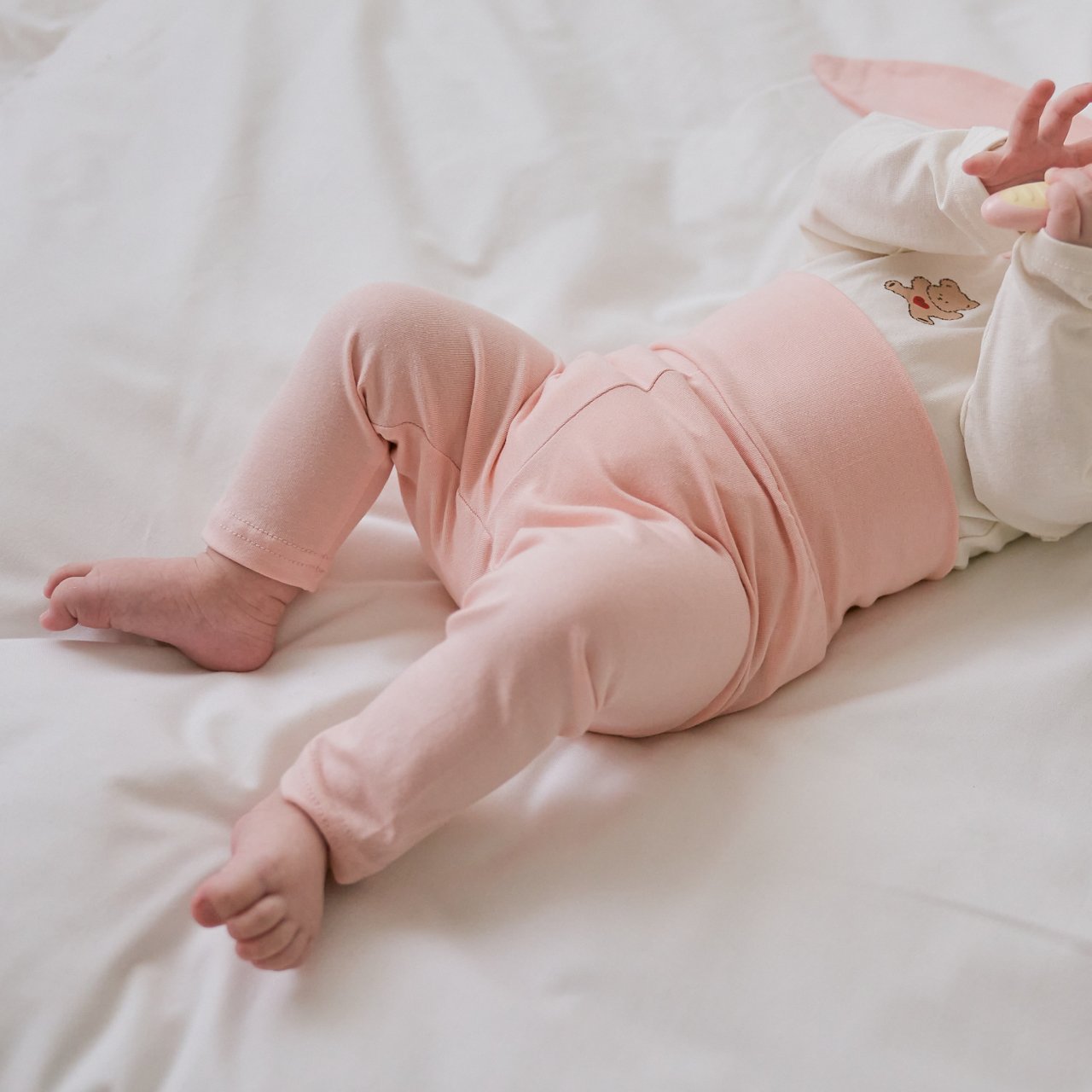 So sweet baby onesie & leggings set