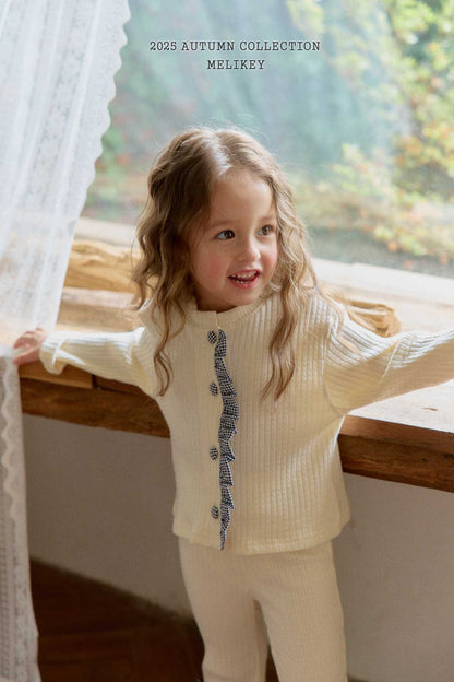 Point button cardigan