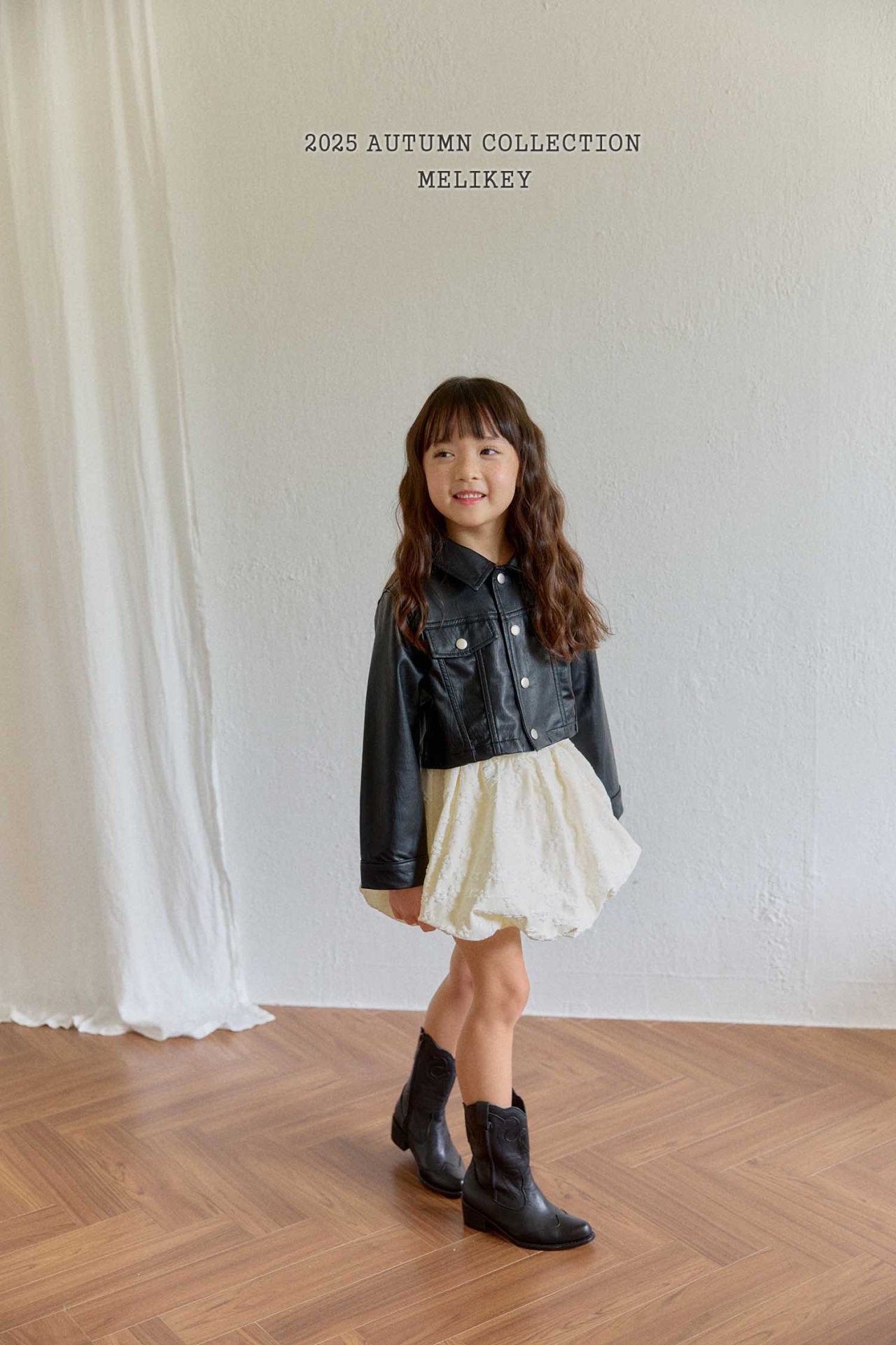 Leather short jacket