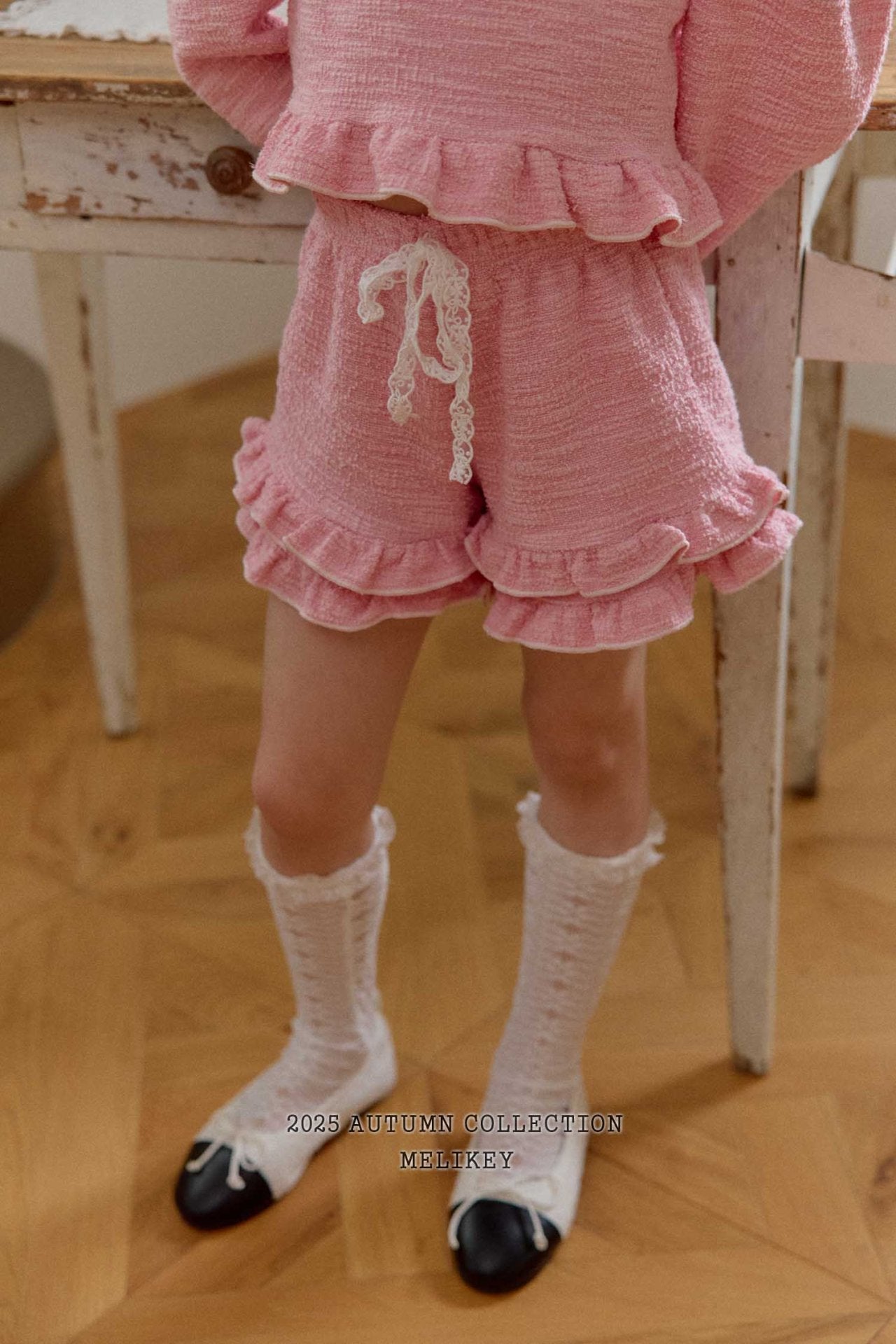 Evian frill shorts