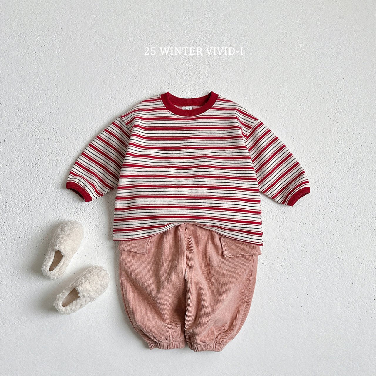Fleece-lined multi-striped sweatshirt