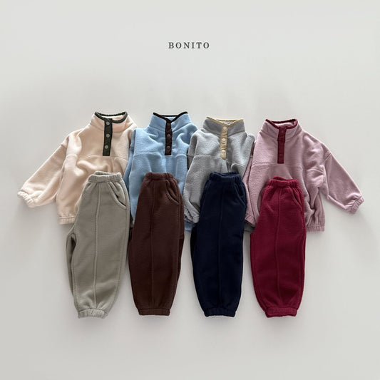 Tone-on-tone button set