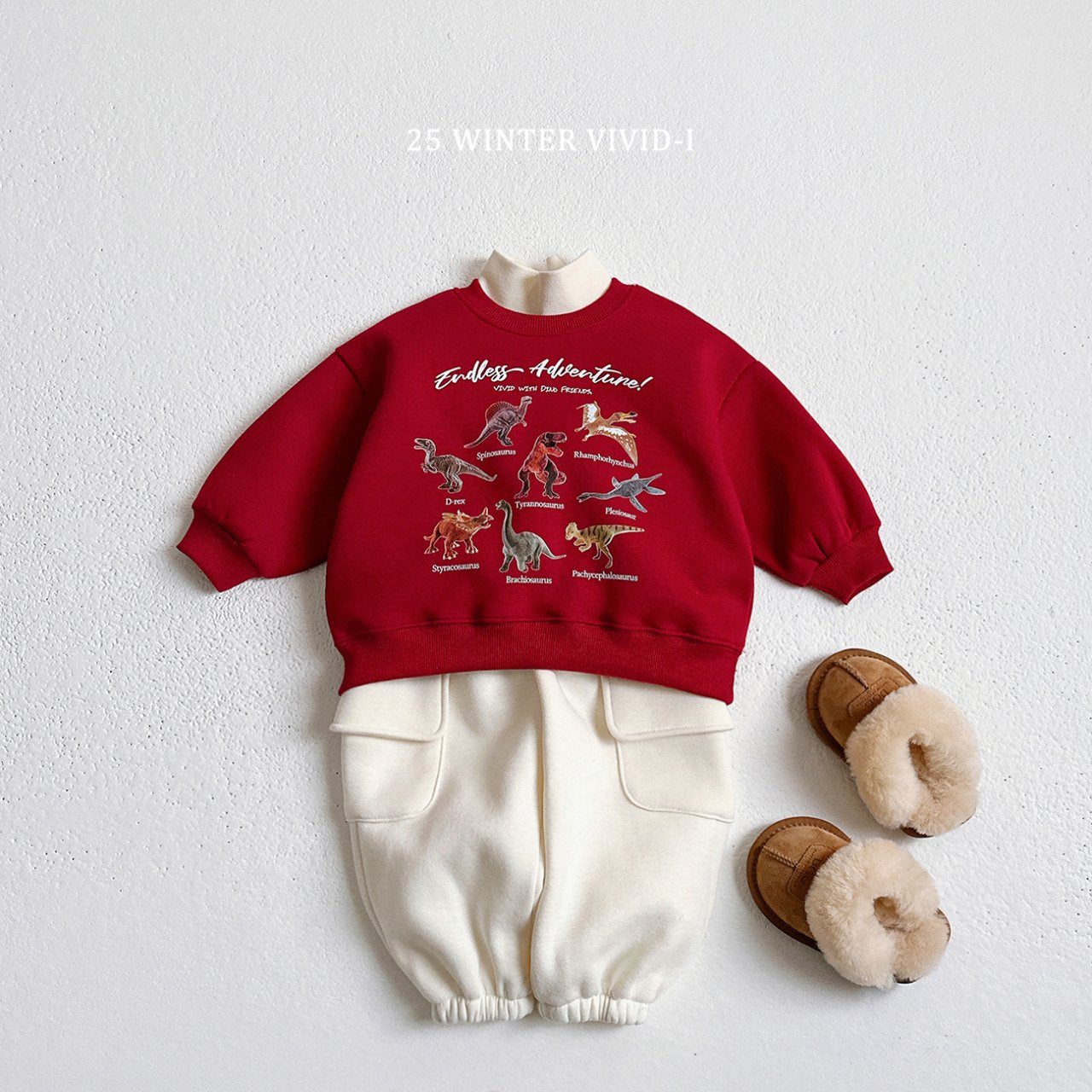 Fleece-lined mini dino sweatshirt