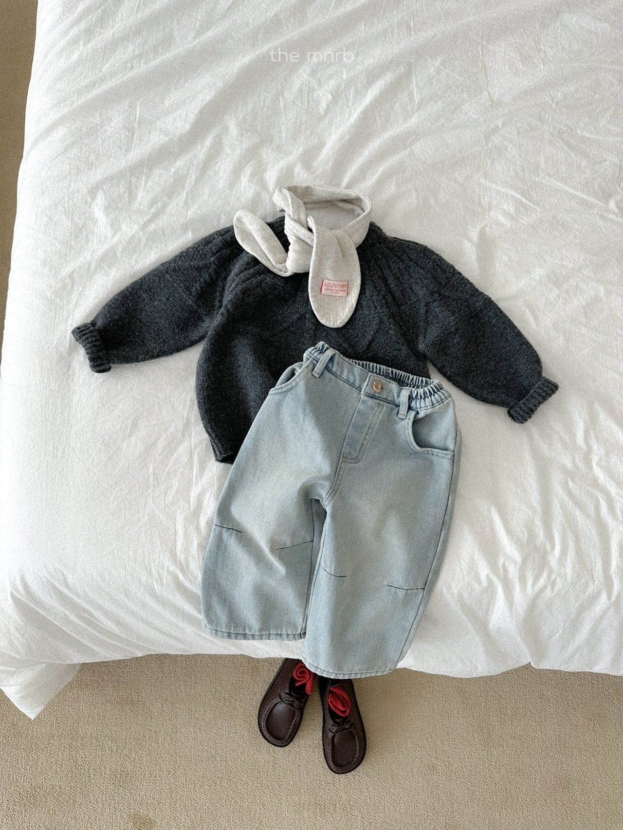 Dart straight pants