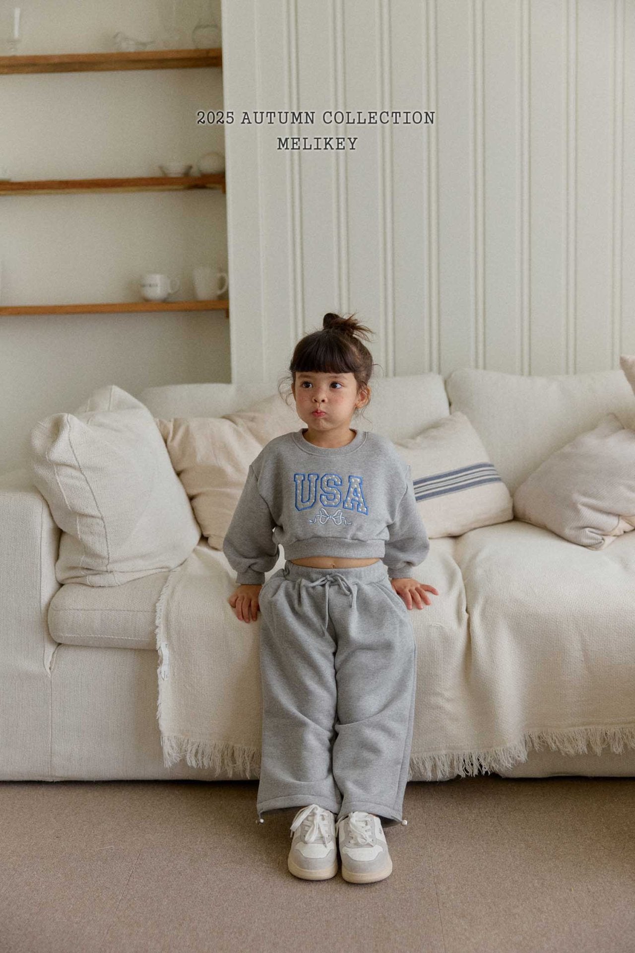 USA short sweatshirt