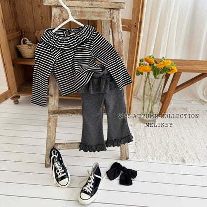Petit frill top