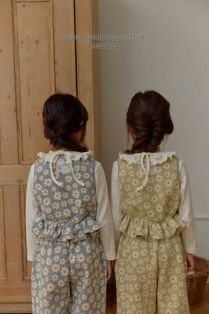Daisy vest