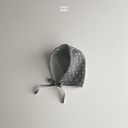 Polka dot bonnet