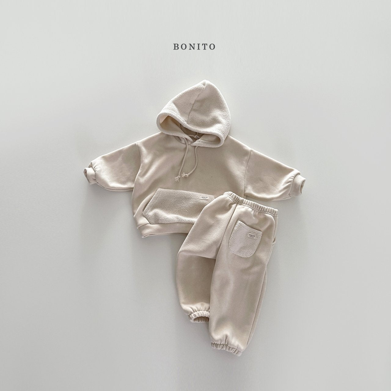 Soft hooded top bottom set