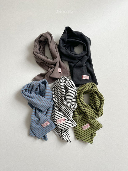 Mini fleece muffler
