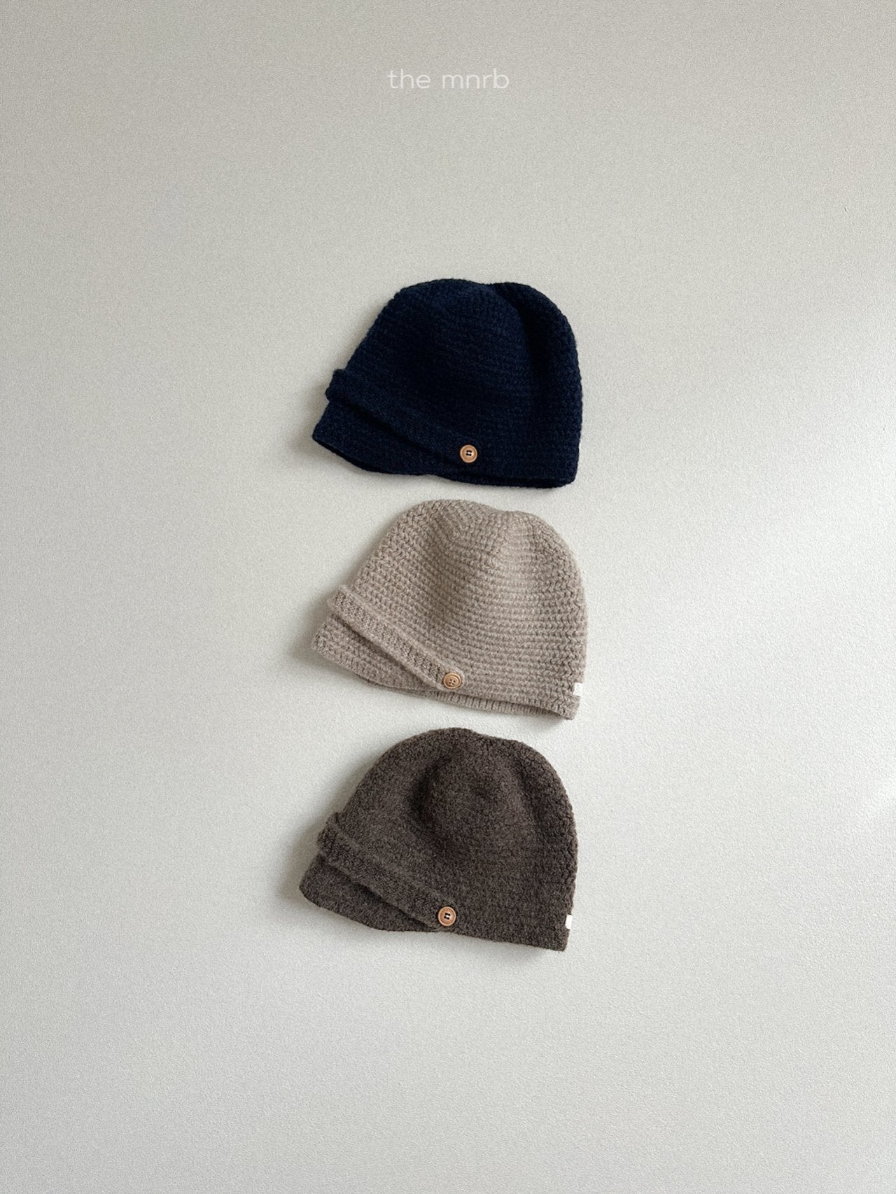 Rade button hat