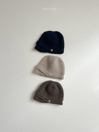 Rade button hat