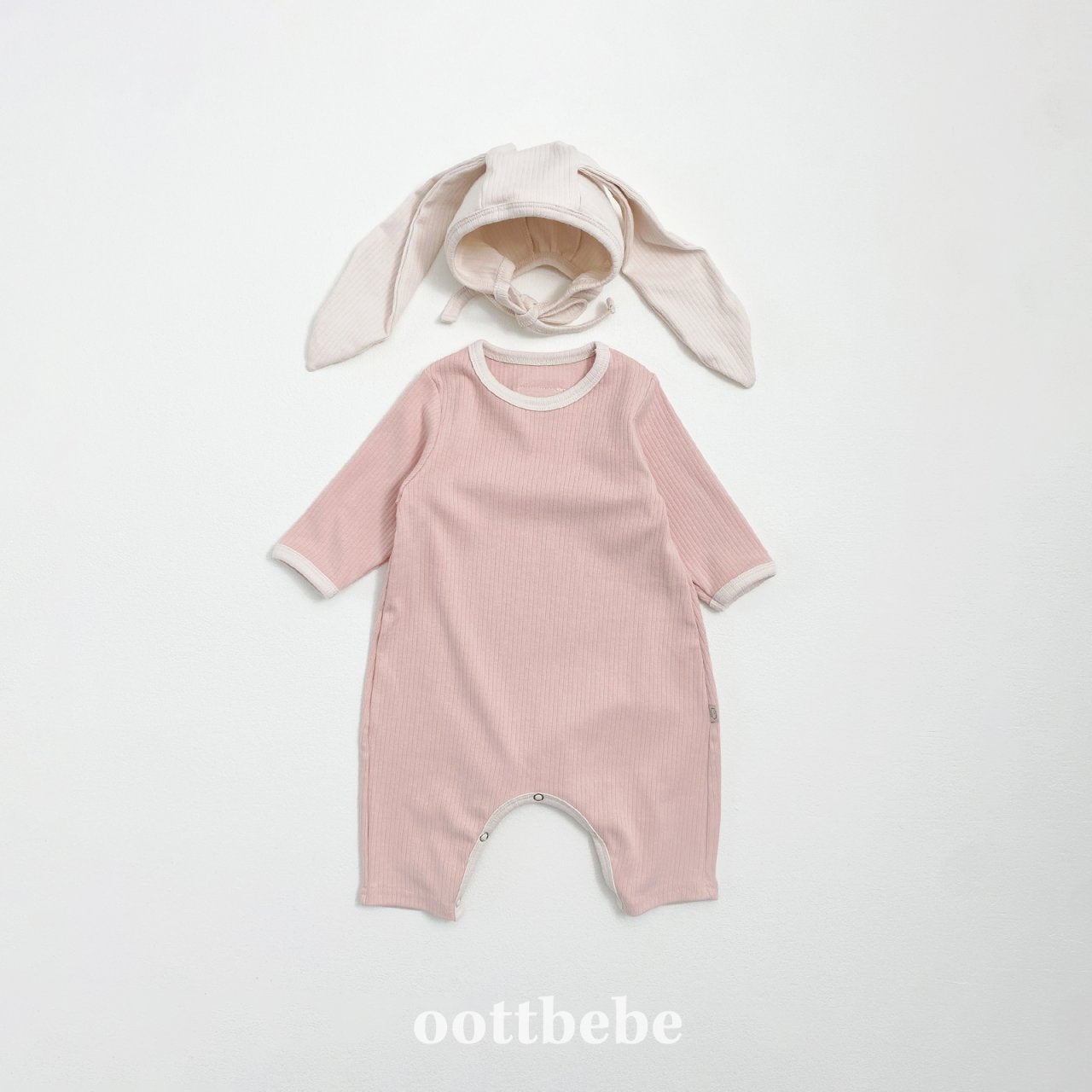Buttercream onesie set