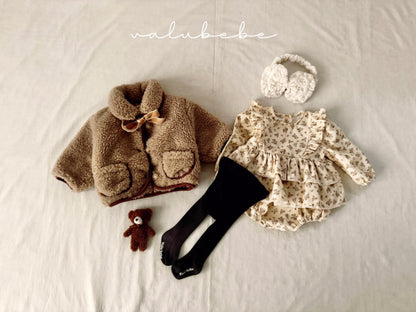 Boen frill suit