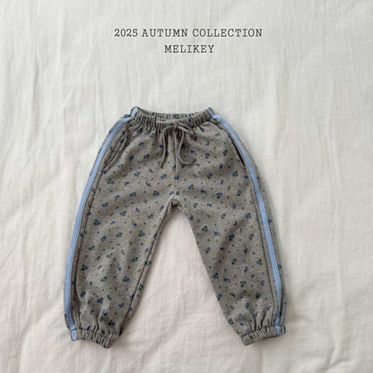 Floral jogger pants
