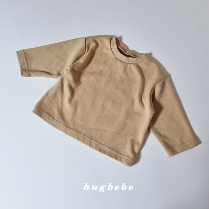 Simple long sleeve top