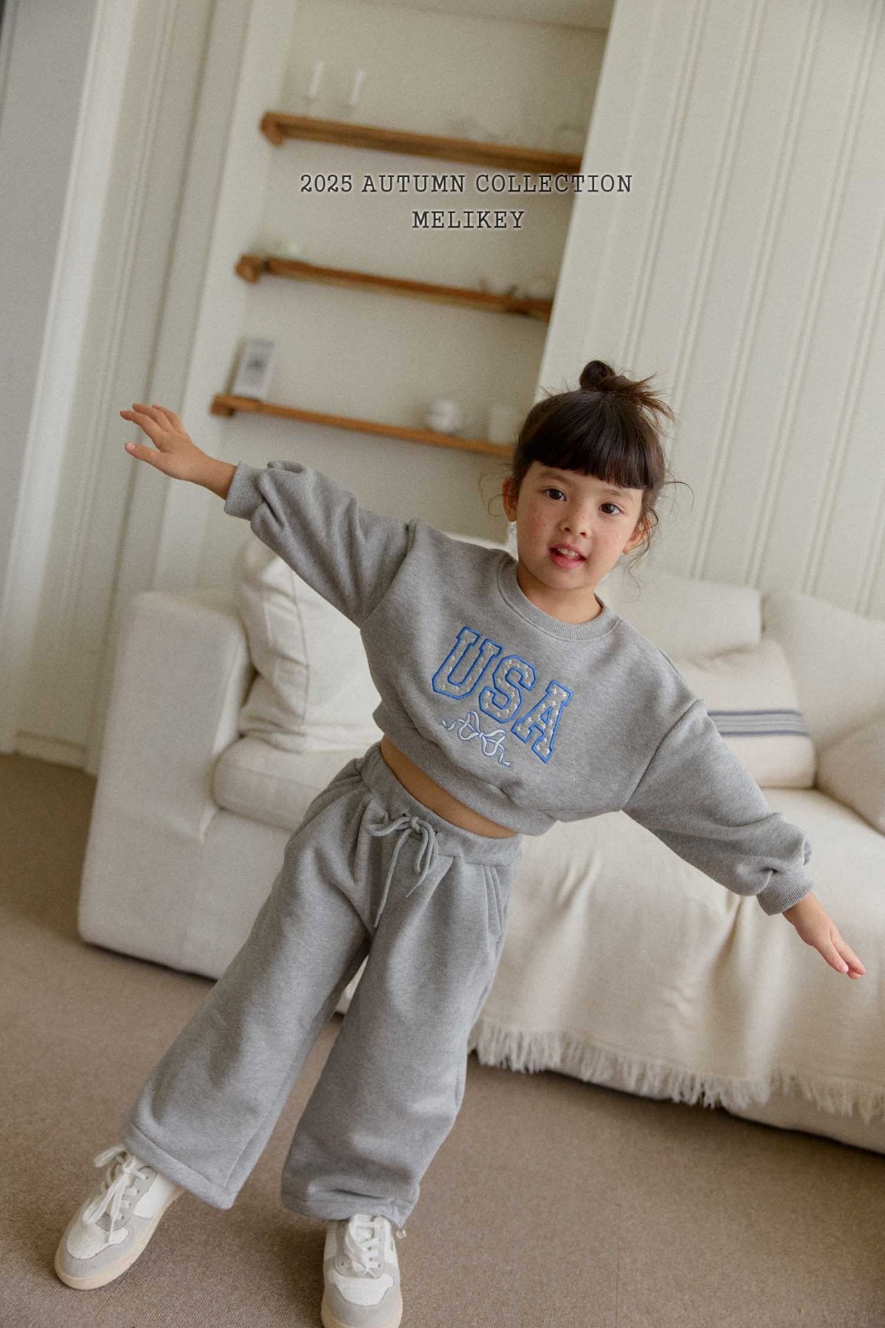 USA short sweatshirt