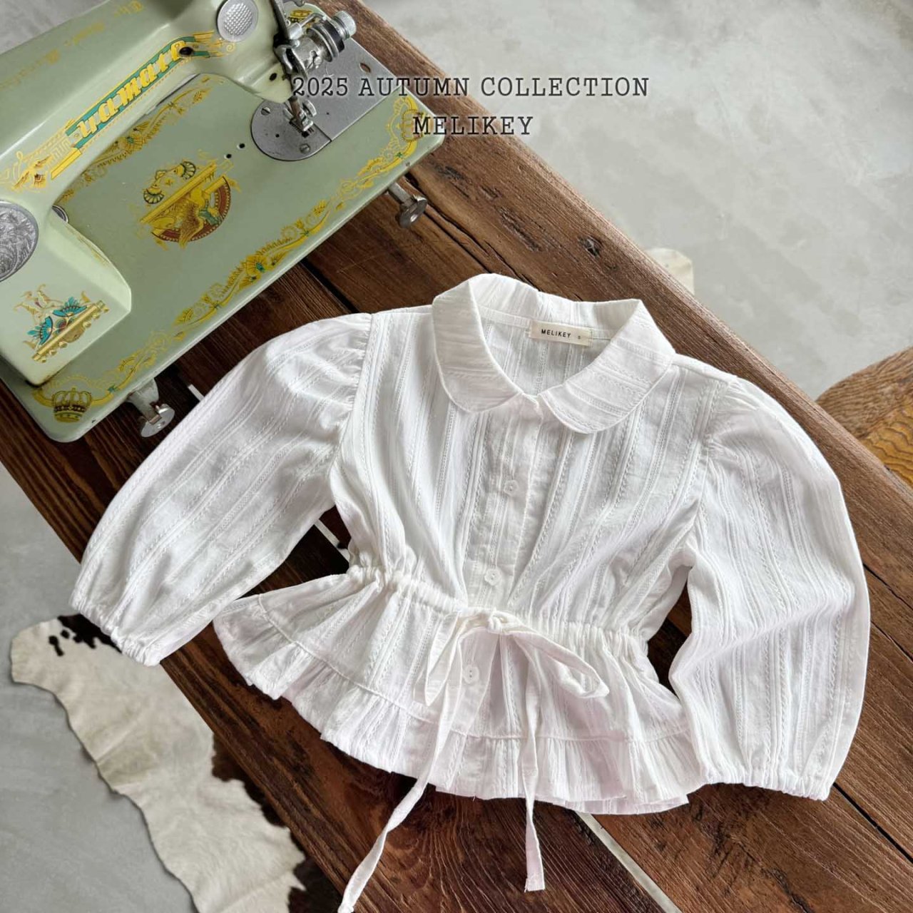 Daol frill blouse