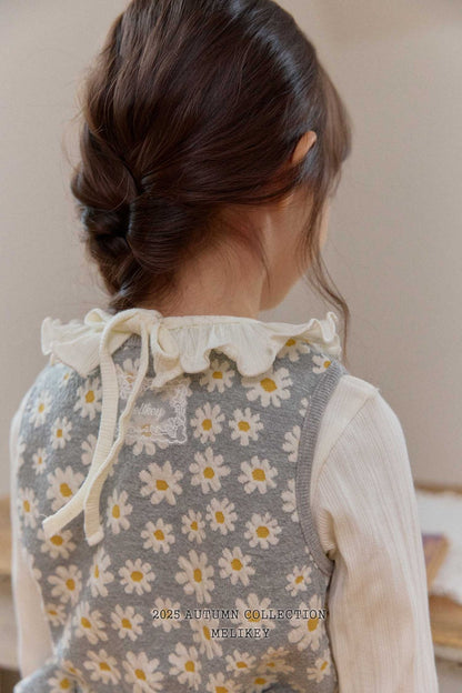 Daisy vest