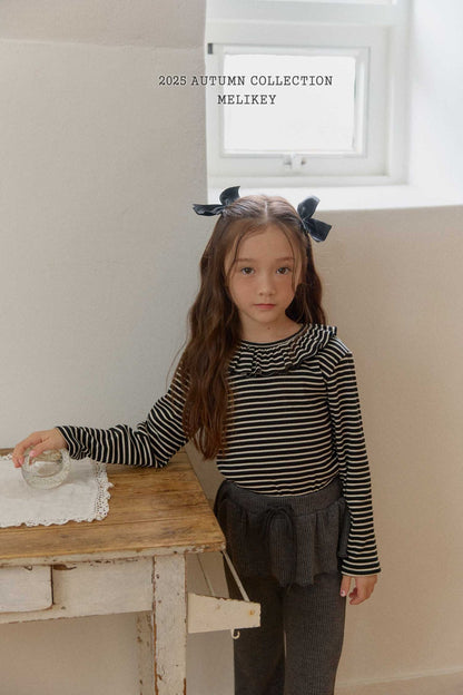 Petit frill top
