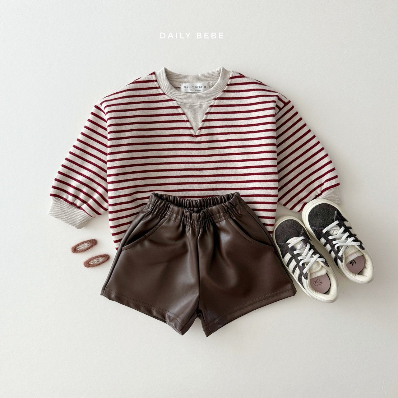 Striped triangle sweatshirt