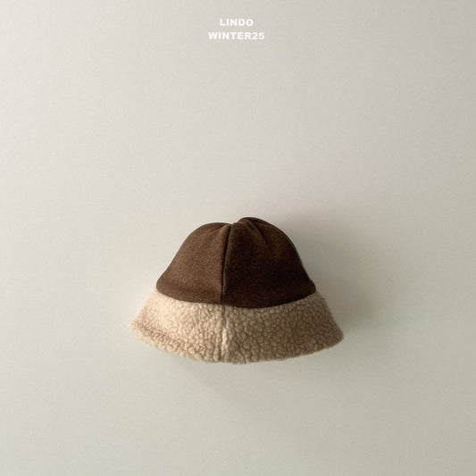 Double-sided bucket hat