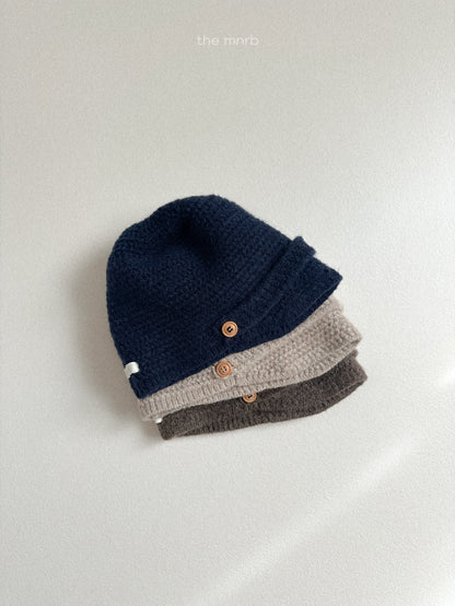 Rade button hat