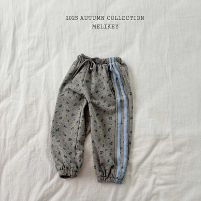 Floral jogger pants