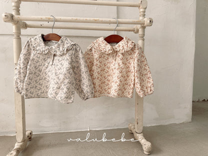 Lumi collar blouse