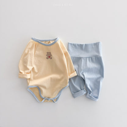 So sweet baby onesie & leggings set