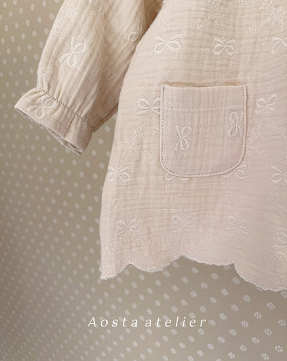 Beige princess dress